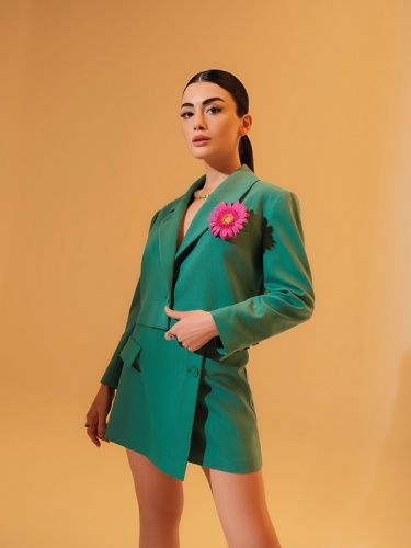 Özge Yağız'dan birbirinden ışıltılı kareler