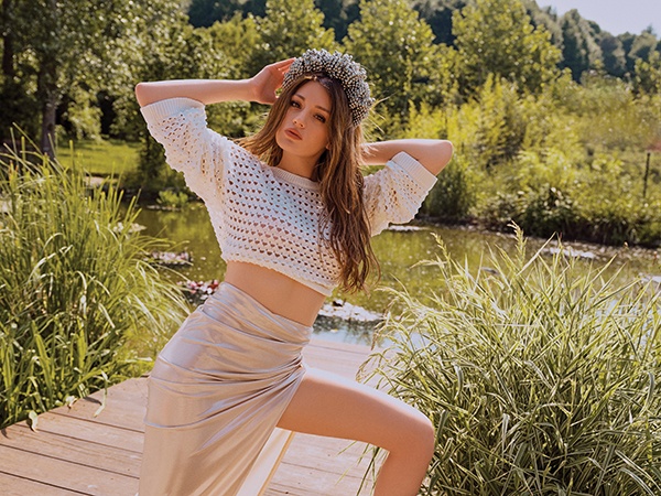 Gizem Karaca'dan çarpıcı kareler