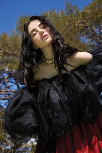 Özge Gürel'den birbirinden çarpıcı kareler!