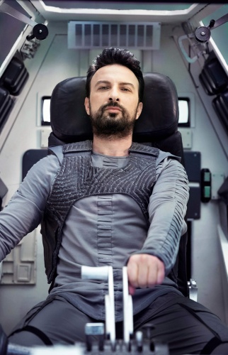 Tarkan'ın Disney Plus reklamından kareleri paylaşıldı