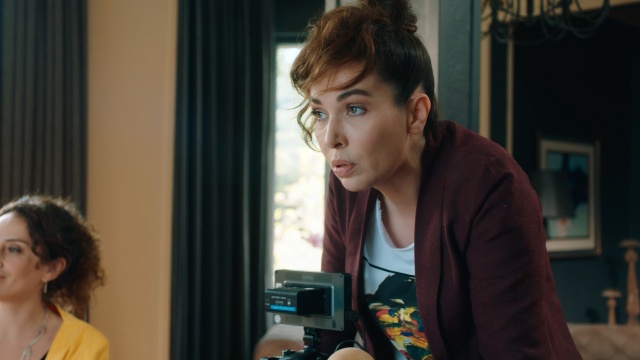 BluTV dizisi "Deneme Çekimi"nden kareler paylaşıldı