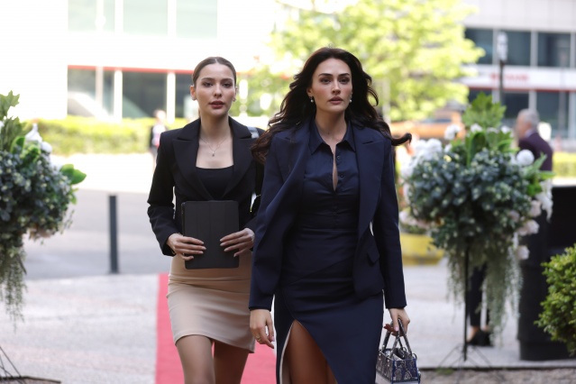 Zamanın Kapıları setinden ilk kareler