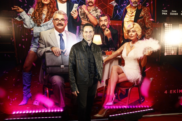 Leydi Di Galasına ünlü akını