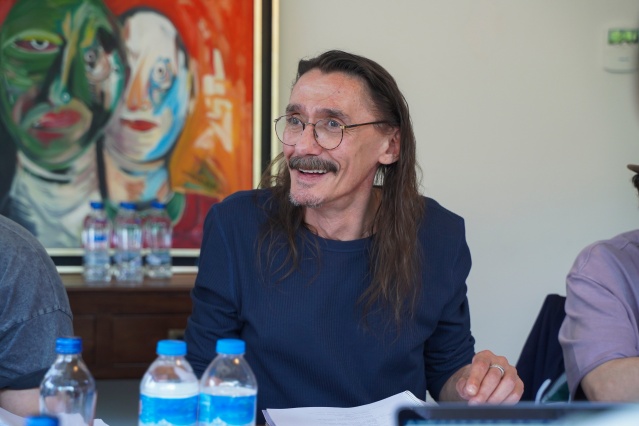 "Çekiç ve Gül: Bir Behzat Ç. Hikayesi"nin 2. sezon okuma provasından kareler paylaşıldı