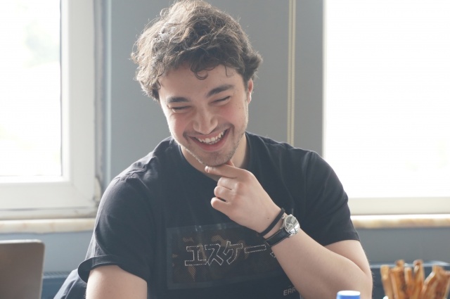 "Çekiç ve Gül: Bir Behzat Ç. Hikayesi"nin 2. sezon okuma provasından kareler paylaşıldı