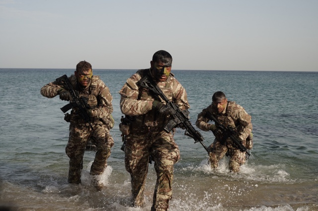 "Al Sancak" dizisinden ilk kareler paylaşıldı