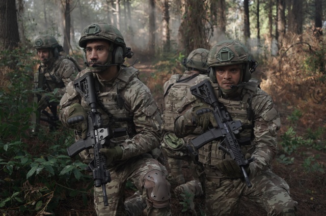 "Al Sancak" dizisinden ilk kareler paylaşıldı