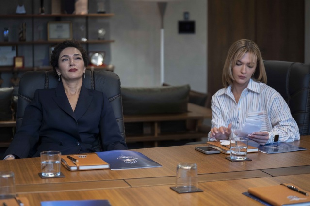 Holding dizisinden yeni kareler