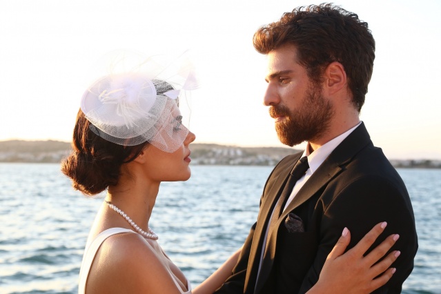 "Üç Kız Kardeş"ten kareler paylaşıldı