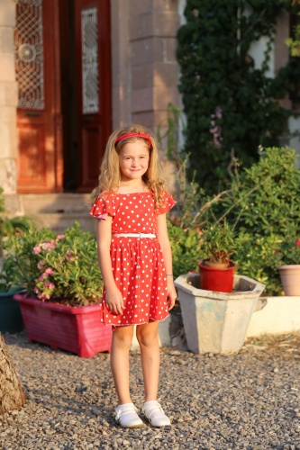 "Üç Kız Kardeş"ten kareler paylaşıldı