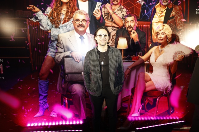 Leydi Di Galasına ünlü akını