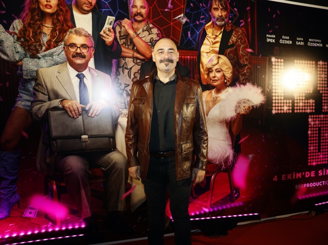 Leydi Di Galasına ünlü akını