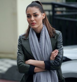 Dilan Çiçek Deniz / Alev Alev