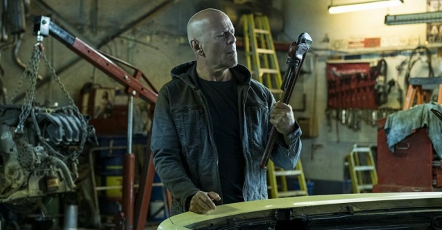 Kendi adaletini sağlamak isteyen Kersey'nin hikayesi