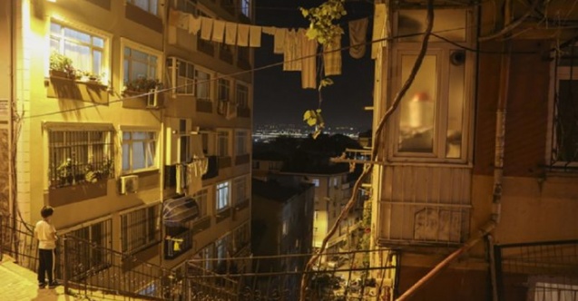 Orhan Pamuk’un objektifinden İstanbul geceleri: "Turuncu"