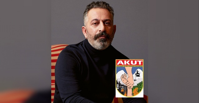 Cem Yılmaz, AKUT canlı yayınında!