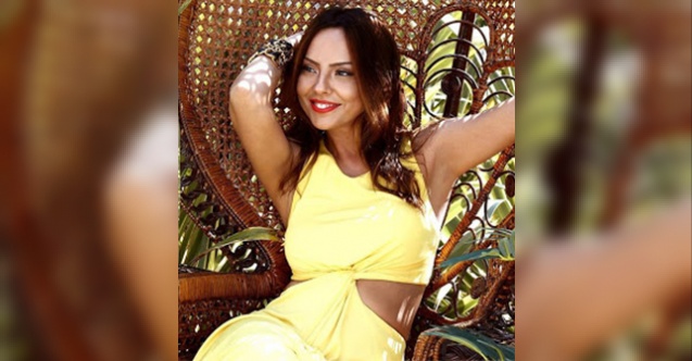 Ebru Gündeş boşandı!