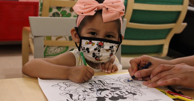 Disney,  4 bine yakın çocuğa maske bağışlıyor