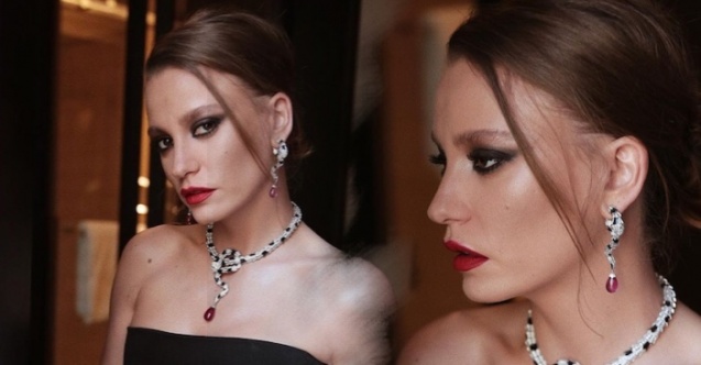 Serenay Sarıkaya'dan yeni anlaşma!