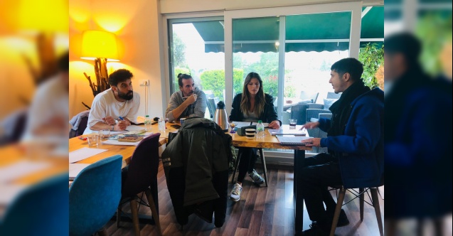 Burçlar filmi okuma provasında