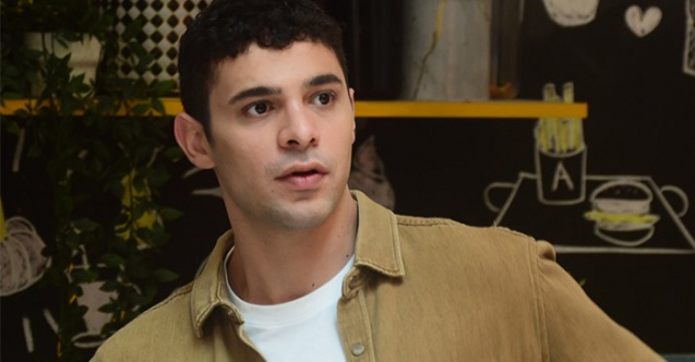 Kadir zor durumda kalıyor