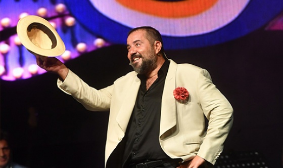 “Ata Demirer Gazinosu" yılbaşı akşamı hangi kanalda?