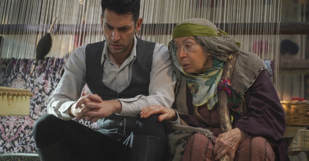 Aziz'den dikkat çeken ön izleme sahnesi