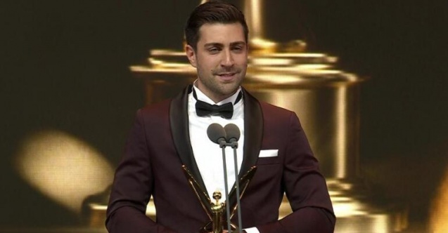 Çağlar Ertuğrul en iyi erkek oyuncu seçildi