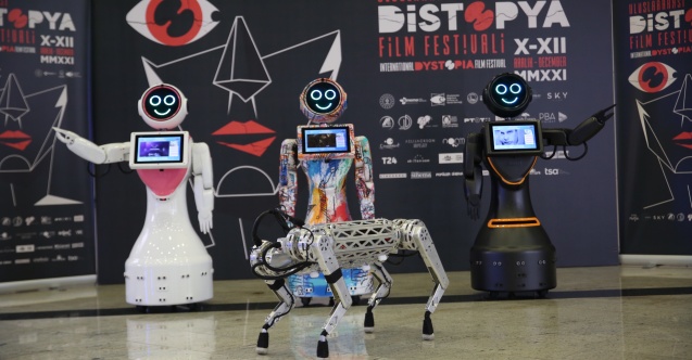 Distopya Film Festivali’nin açılışını robotlar yaptı