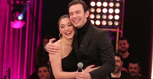 Sahnede Aytaç Şaşmaz ve Cemre Baysel var!