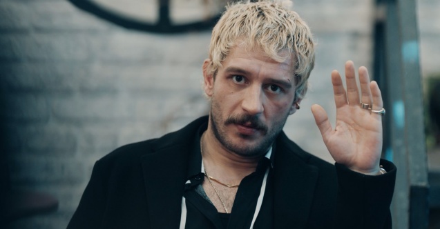 "Üç Kuruş" setinde olay çıktı!