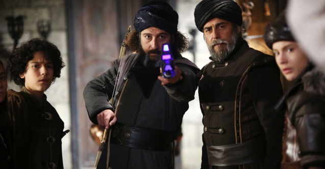 İskender’e gelen gizemli mesajı kim attı?