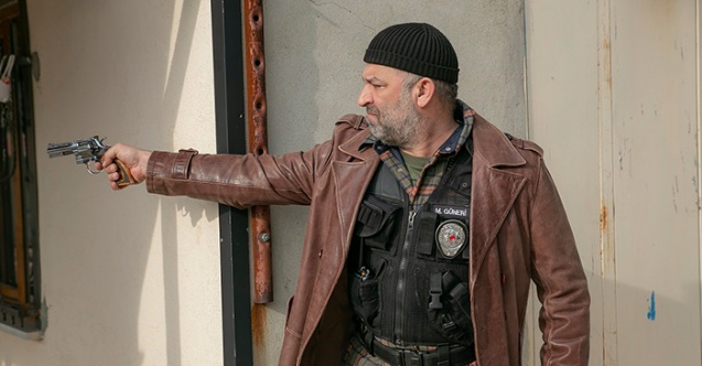 İzleyicinin tercihi "Arka Sokaklar" oldu