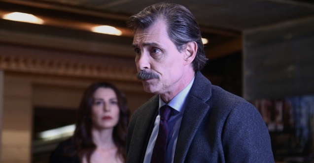 Ömer Arif tehdit telefonuyla altüst oluyor