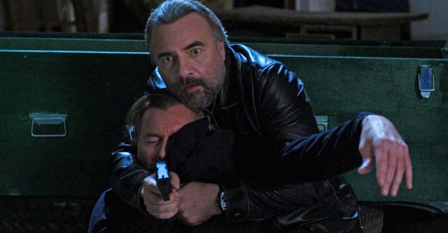 "Ben Bu Cihana Sığmazam" zirveye demir attı!