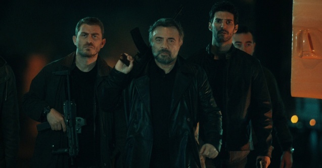 Cezayir ve ekibi baskın yedi!