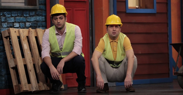 Çok Güzel Hareketler 2 yine kahkaha dolu