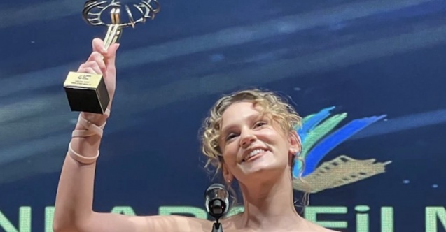 Farah Zeynep Abdullah'a anlamlı ödül