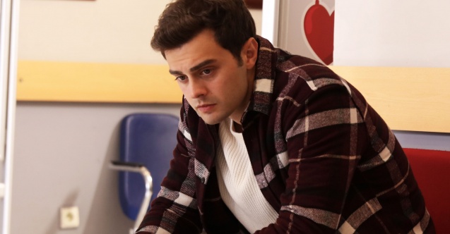 Ömer çaresiz kalıyor