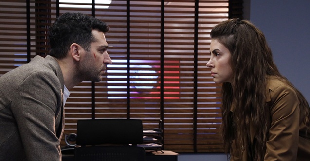 Ömer ve Zehra birlikte sahaya iniyor