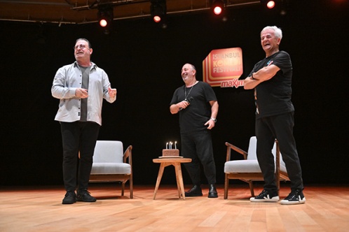 Cem Yılmaz’dan Can Yılmaz'a sahnede sürpriz