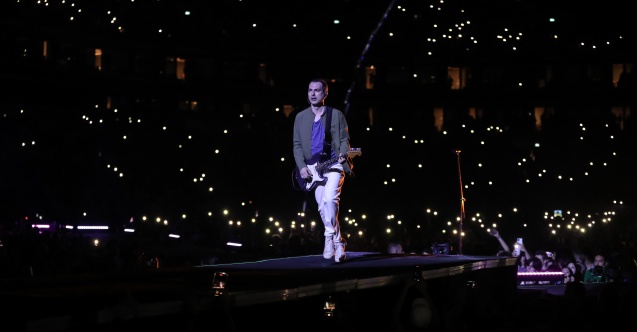 mor ve ötesi’nin Beşiktaş İnönü Stadı konseri sinema filmi olarak vizyona giriyor