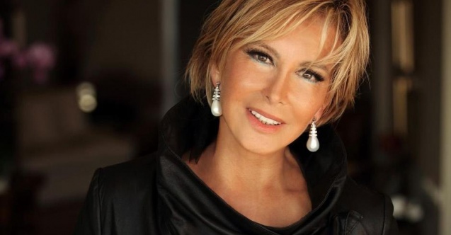 Filiz Akın ameliyat masasına yattı