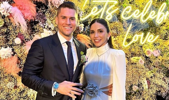 Oyunculuğu bıraktığını açıklayan Anıl Tetik nişanlandı