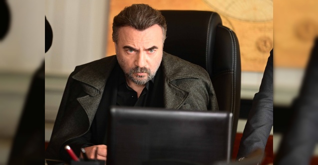 Cezayir düşmanlarıyla yüzleşiyor