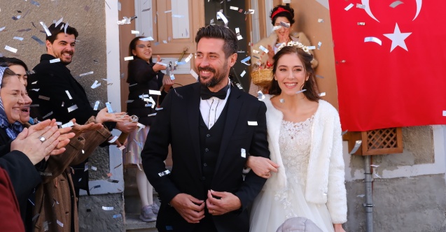 Gönül Dağı'nda Kenan ve Elif'in düğünü oluyor