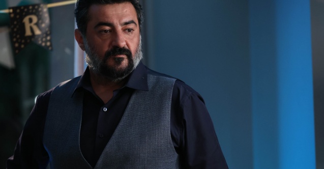 Akif, kendini yeniden Nebahat’e affettirmenin peşine düşüyor