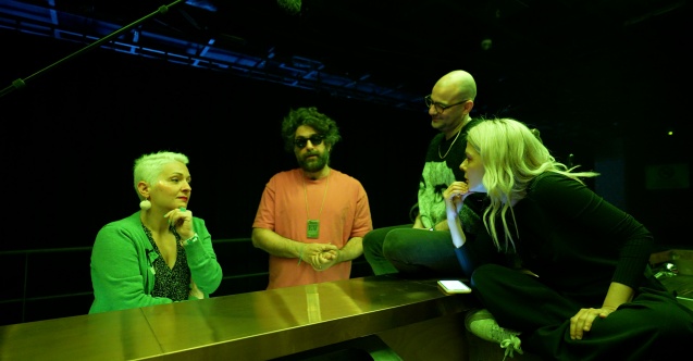 "Kuliste Röveşata"nın yeni bölüm konuğu Büyük Ev Ablukada oldu