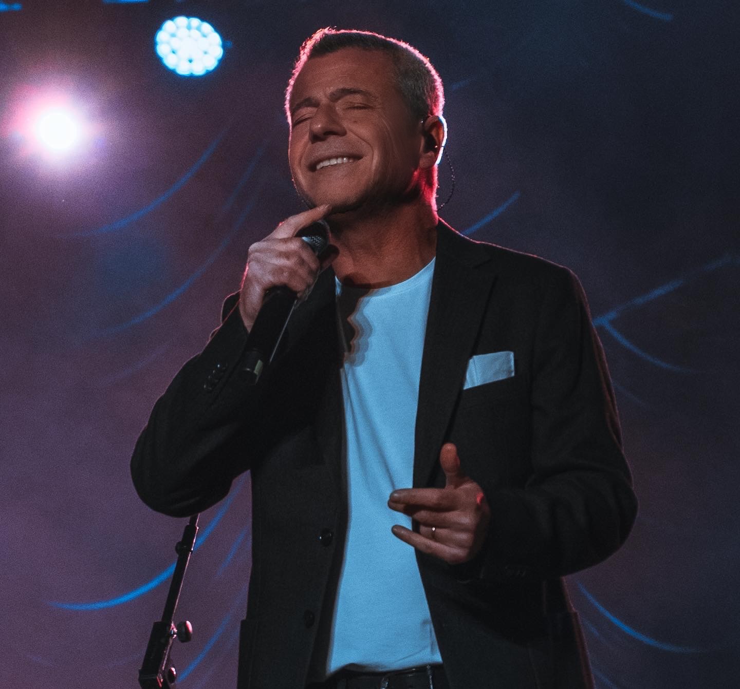 Levent Yüksel aşk rüzgarları estirecek