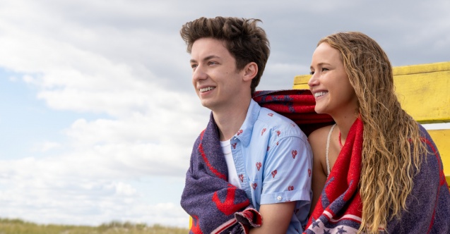 Jennifer Lawrence “Büyü de Gel”le kahkaha tufanı yaşayacak